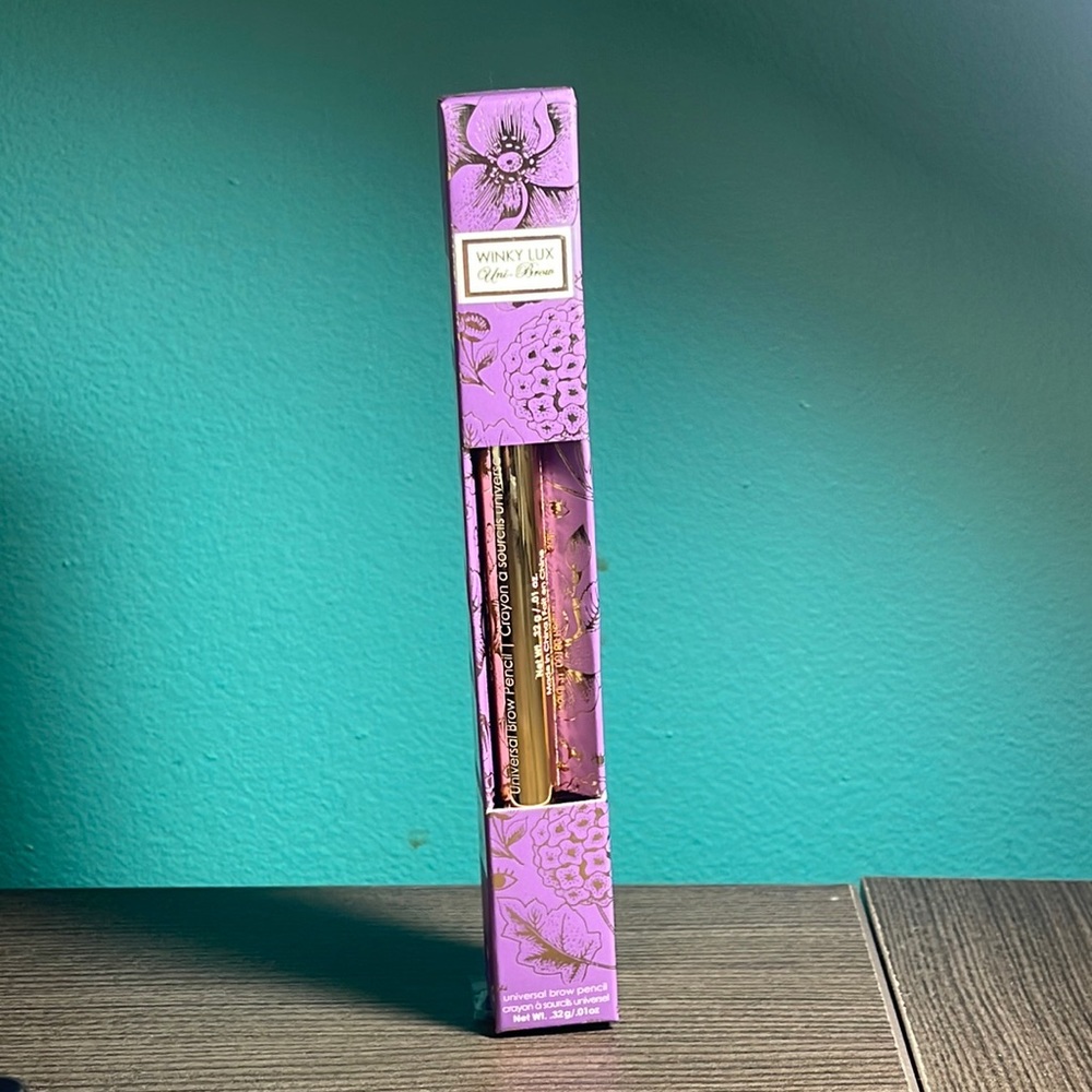 WINKY LUX Uni-Brow Universal Brow Pencil